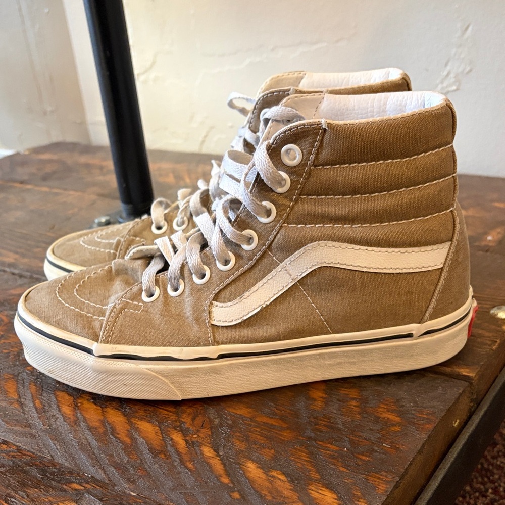 Vans High-Top Sneakers tan and White